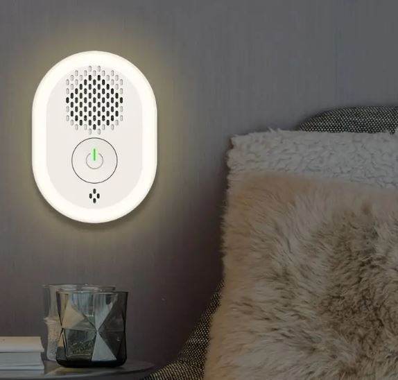 Ultrasonic Insect Repellent Night Light image 4